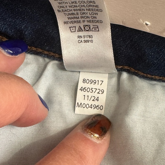 M Jeans by Maurices High Rise Capris 21” Skinny Capri 22W Super Stretch - Picture 8 of 10